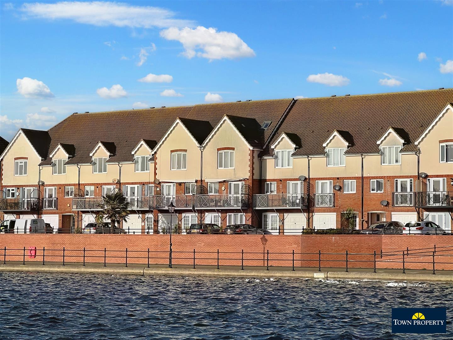 Property Details for Hobart Quay, Eastbourne Town Property Estate